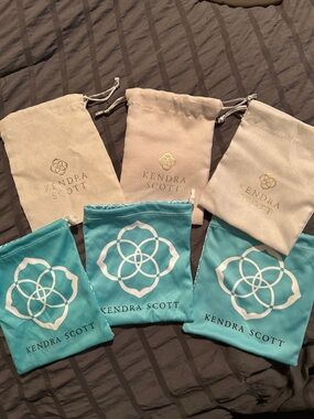 Kendra Scott set of 6 jewelry dust bags 3 velvet & 3 soft cloth drawstring